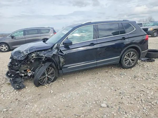 3VV2B7AX2JM151042 2018 VOLKSWAGEN TIGUAN