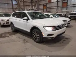 3VV2B7AX2JM156239 2018 VOLKSWAGEN TIGUAN