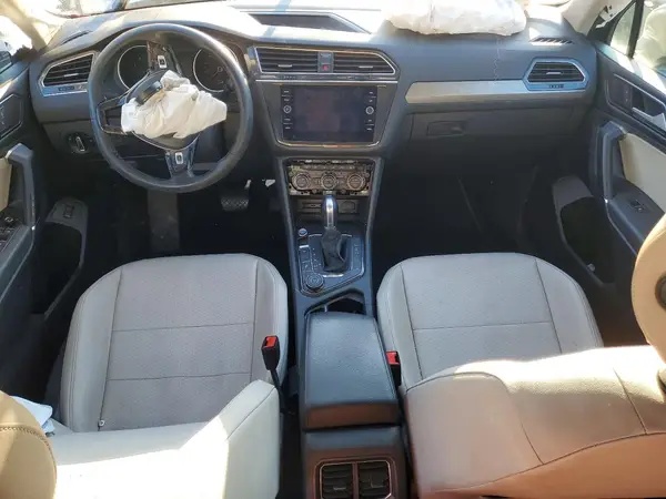 3VV2B7AX2JM157875 2018 VOLKSWAGEN TIGUAN - Image 8