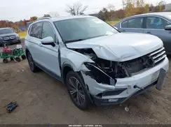 3VV2B7AX2JM173610 2018 VOLKSWAGEN TIGUAN