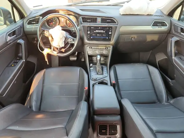 3VV2B7AX2JM197891 2018 VOLKSWAGEN TIGUAN - Image 8