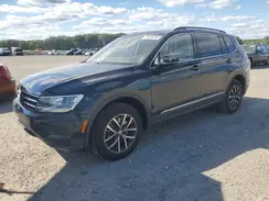 3VV2B7AX2JM198586 2018 VOLKSWAGEN TIGUAN