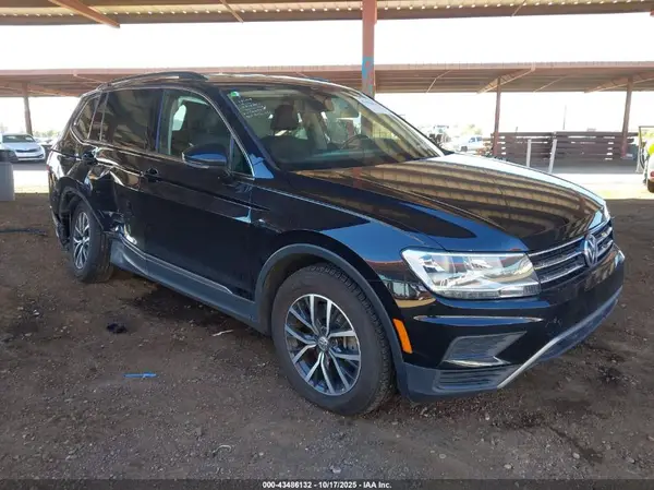 3VV2B7AX2JM204239 2018 VOLKSWAGEN TIGUAN - Image 1