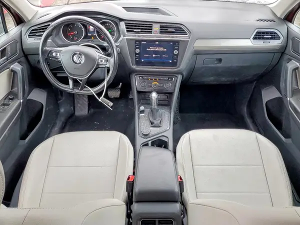3VV2B7AX2JM219856 2018 VOLKSWAGEN TIGUAN - Image 8
