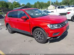 3VV2B7AX2KM004494 2019 VOLKSWAGEN TIGUAN