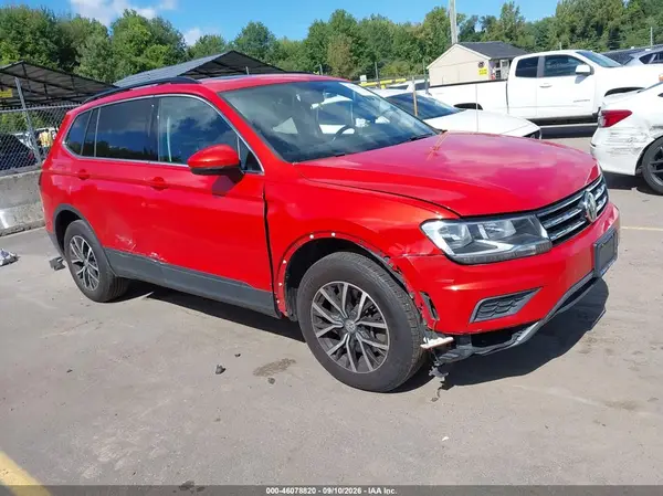 3VV2B7AX2KM004494 2019 VOLKSWAGEN TIGUAN - Image 1