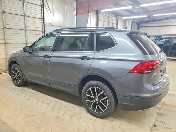 3VV2B7AX2KM005323 2019 VOLKSWAGEN TIGUAN - Image 2