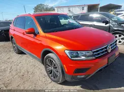 3VV2B7AX2KM013776 2019 VOLKSWAGEN TIGUAN