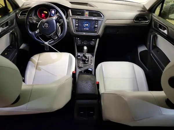 3VV2B7AX2KM038631 2019 VOLKSWAGEN TIGUAN - Image 8
