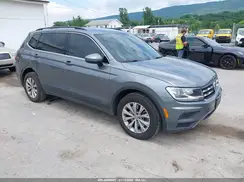 3VV2B7AX2KM043229 2019 VOLKSWAGEN TIGUAN