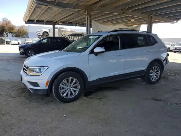 3VV2B7AX2KM049970 2019 VOLKSWAGEN TIGUAN - Image 1