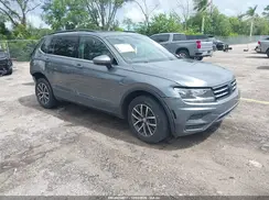 3VV2B7AX2KM060712 2019 VOLKSWAGEN TIGUAN