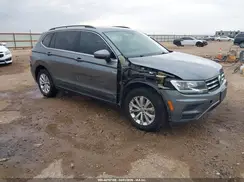 3VV2B7AX2KM074142 2019 VOLKSWAGEN TIGUAN
