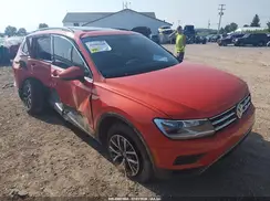 3VV2B7AX2KM098747 2019 VOLKSWAGEN TIGUAN