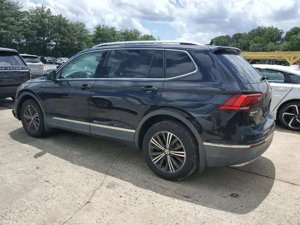 3VV2B7AX2KM107818 2019 VOLKSWAGEN TIGUAN - Image 2