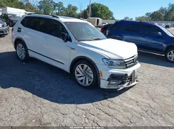 3VV2B7AX2KM110881 2019 VOLKSWAGEN TIGUAN