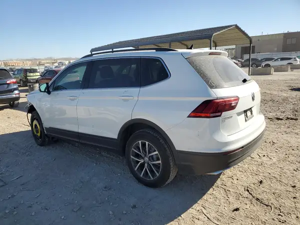 3VV2B7AX2KM118740 2019 VOLKSWAGEN TIGUAN - Image 2