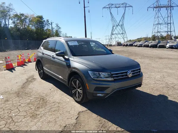 3VV2B7AX2KM124988 2019 VOLKSWAGEN TIGUAN - Image 1