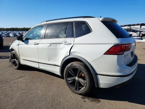 3VV2B7AX2KM132170 2019 VOLKSWAGEN TIGUAN - Image 2