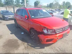 3VV2B7AX2KM135442 2019 VOLKSWAGEN TIGUAN