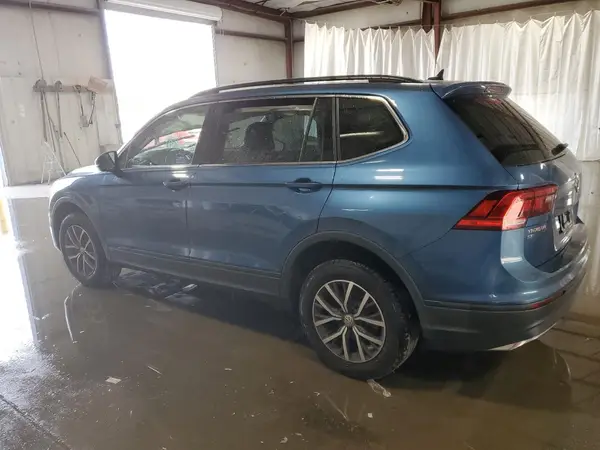 3VV2B7AX2KM135859 2019 VOLKSWAGEN TIGUAN - Image 2