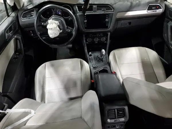 3VV2B7AX2KM142827 2019 VOLKSWAGEN TIGUAN - Image 8