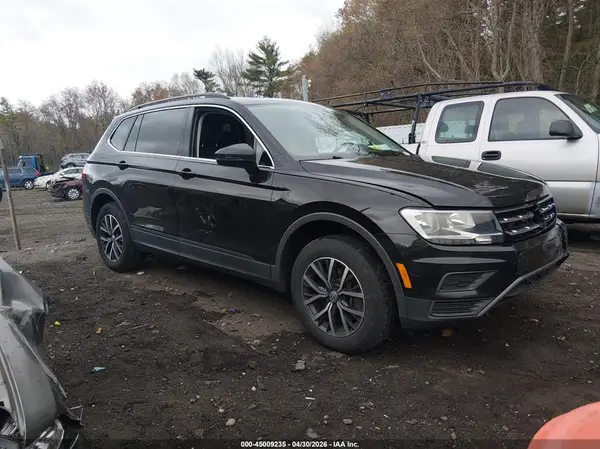 3VV2B7AX2KM151916 2019 VOLKSWAGEN TIGUAN - Image 1