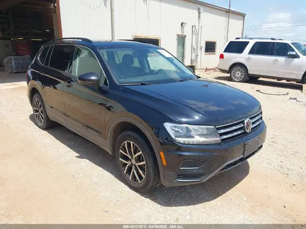3VV2B7AX2KM176931 2019 VOLKSWAGEN TIGUAN - Image 1
