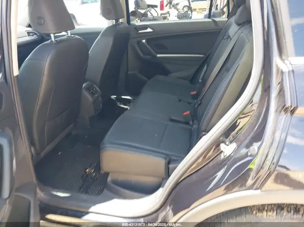 3VV2B7AX2KM176931 2019 VOLKSWAGEN TIGUAN - Image 8