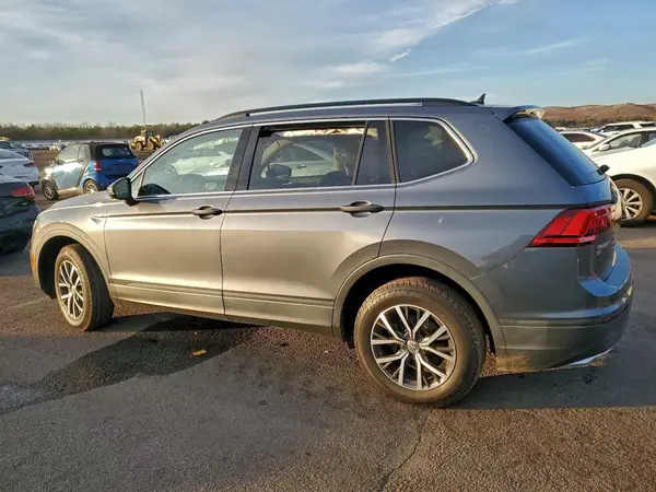 3VV2B7AX2KM187024 2019 VOLKSWAGEN TIGUAN - Image 2
