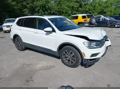 3VV2B7AX2KM190103 2019 VOLKSWAGEN TIGUAN