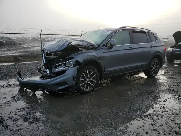 3VV2B7AX2KM191221 2019 VOLKSWAGEN TIGUAN - Image 1