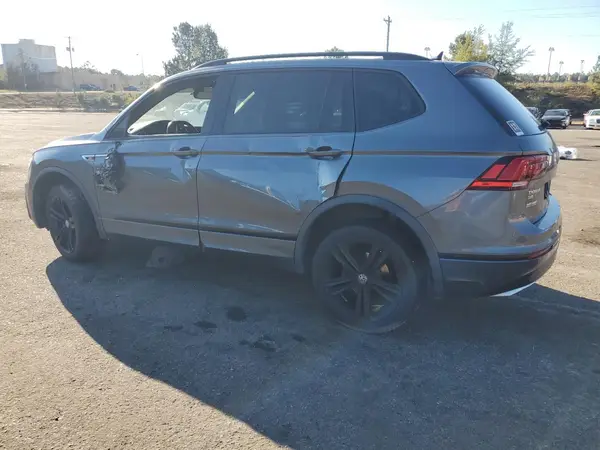 3VV2B7AX2KM191798 2019 VOLKSWAGEN TIGUAN - Image 2