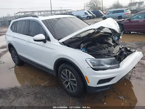 3VV2B7AX2LM014119 2020 VOLKSWAGEN TIGUAN - Image 1