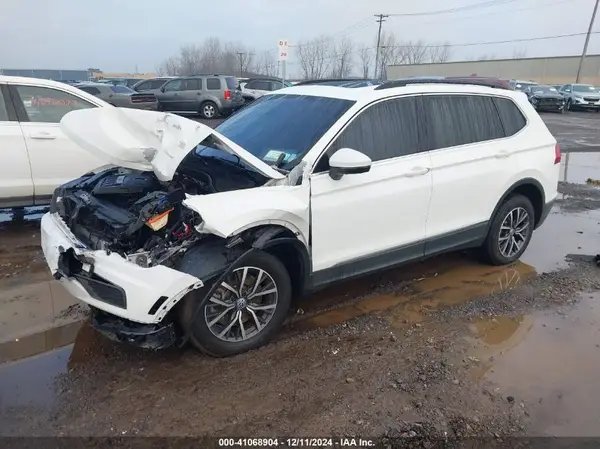 3VV2B7AX2LM014119 2020 VOLKSWAGEN TIGUAN - Image 2