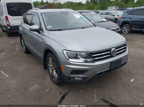 3VV2B7AX2LM022477 2020 VOLKSWAGEN TIGUAN - Image 1