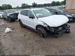 3VV2B7AX2LM038873 2020 VOLKSWAGEN TIGUAN
