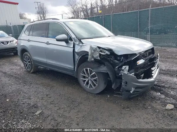 3VV2B7AX2LM042731 2020 VOLKSWAGEN TIGUAN - Image 1