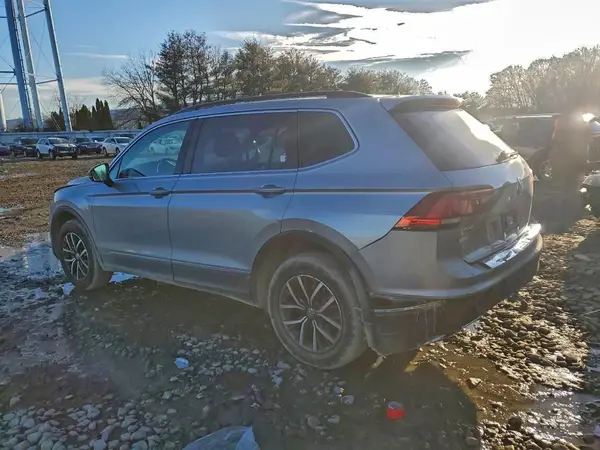 3VV2B7AX2LM078175 2020 VOLKSWAGEN TIGUAN - Image 2