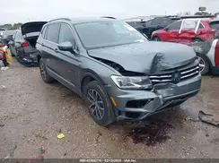 3VV2B7AX2LM107898 2020 VOLKSWAGEN TIGUAN