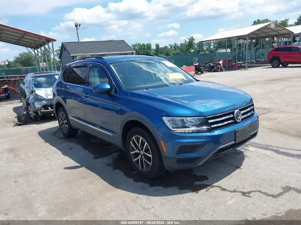 3VV2B7AX2LM128959 2020 VOLKSWAGEN TIGUAN - Image 1