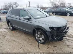 3VV2B7AX2MM027423 2021 VOLKSWAGEN TIGUAN