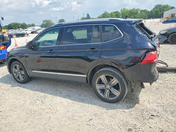3VV2B7AX2MM033710 2021 VOLKSWAGEN TIGUAN - Image 2