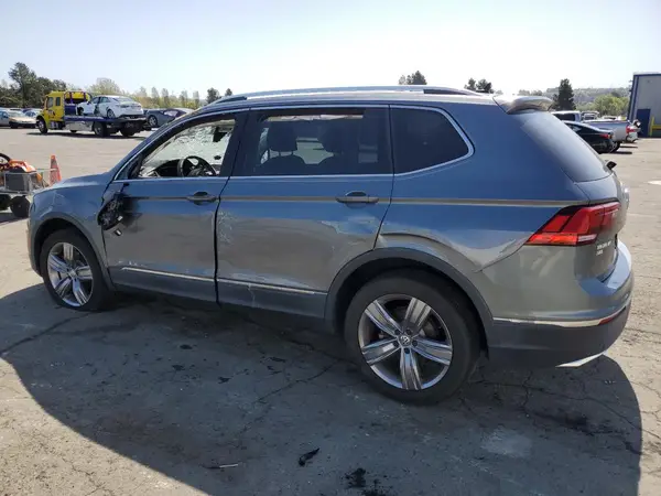 3VV2B7AX2MM075326 2021 VOLKSWAGEN TIGUAN - Image 2