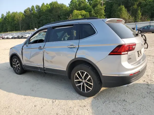3VV2B7AX2MM083815 2021 VOLKSWAGEN TIGUAN - Image 2