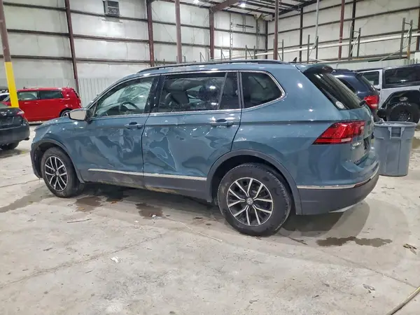 3VV2B7AX2MM094698 2021 VOLKSWAGEN TIGUAN - Image 2