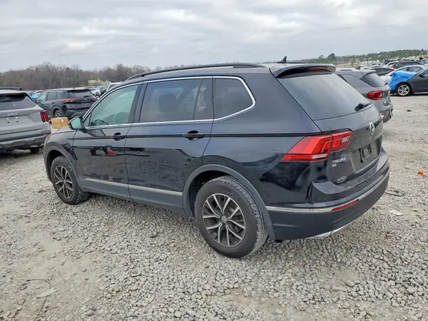 3VV2B7AX2MM100595 2021 VOLKSWAGEN TIGUAN - Image 2