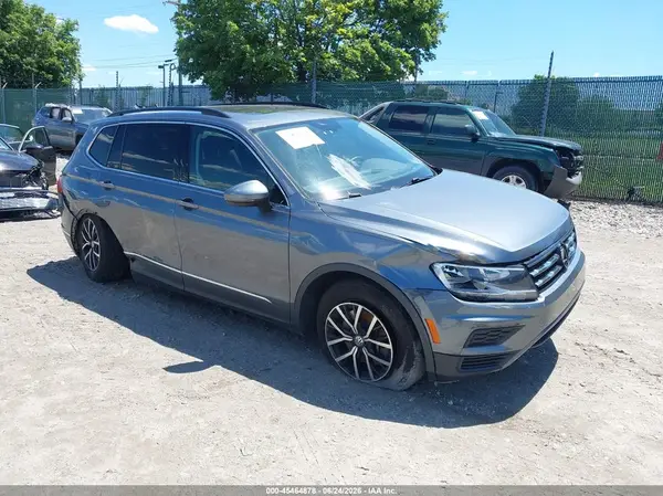 3VV2B7AX2MM106459 2021 VOLKSWAGEN TIGUAN - Image 1