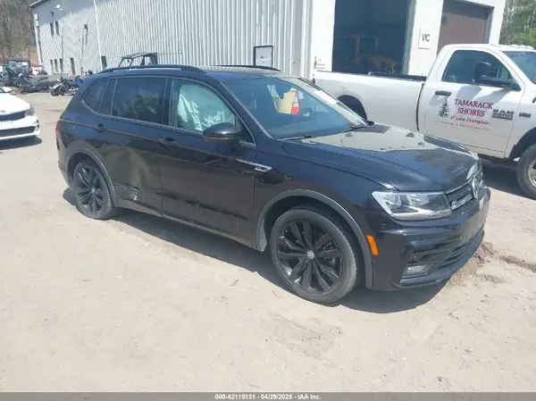 3VV2B7AX2MM133449 2021 VOLKSWAGEN TIGUAN - Image 1