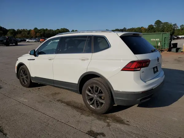 3VV2B7AX2NM005956 2022 VOLKSWAGEN TIGUAN - Image 2